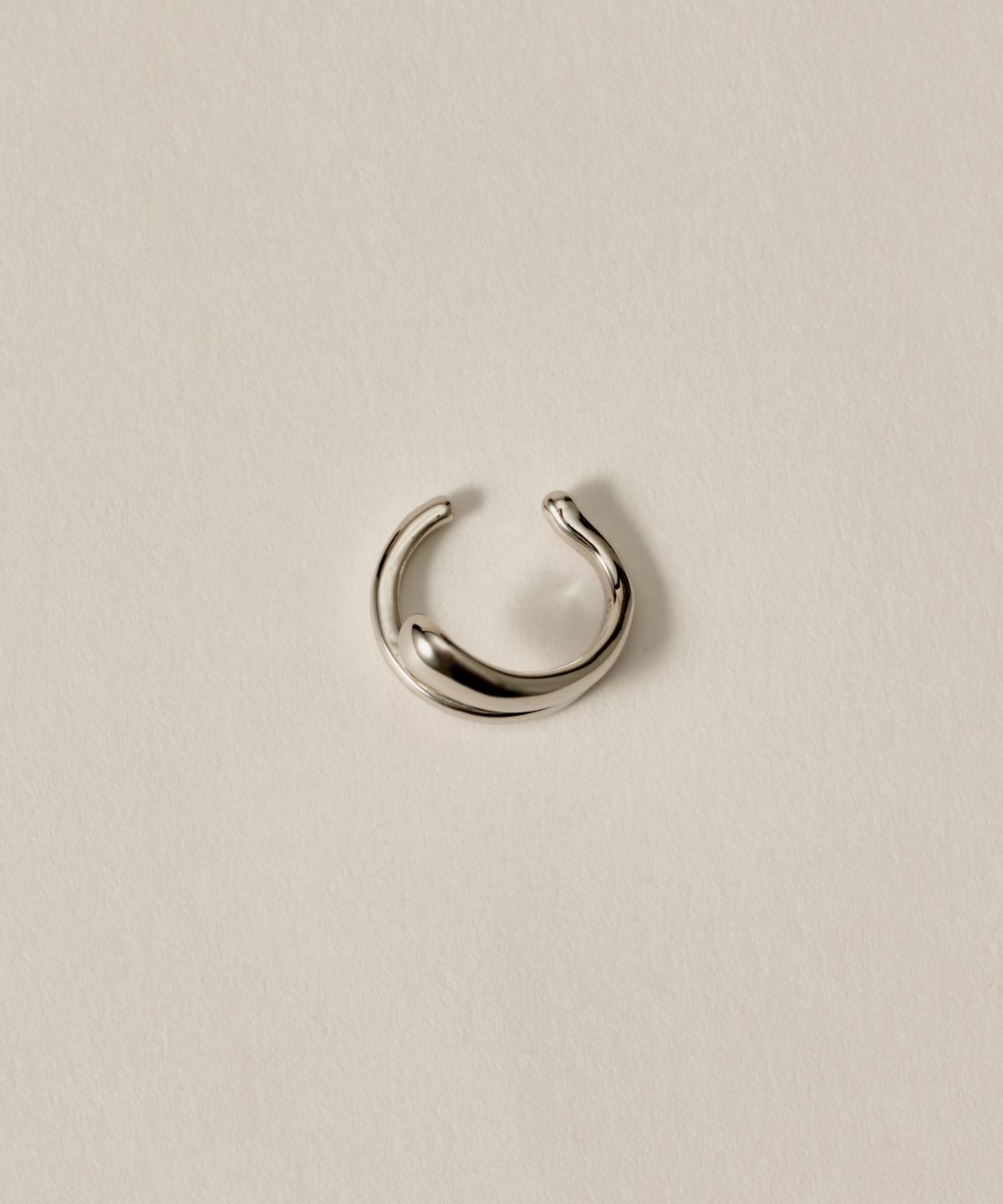 노비스도쿄(NOVICE TOKYO) 미니 더블 레이어드 이어커프 Mini Double Nuance Ear Cuff/ Silver