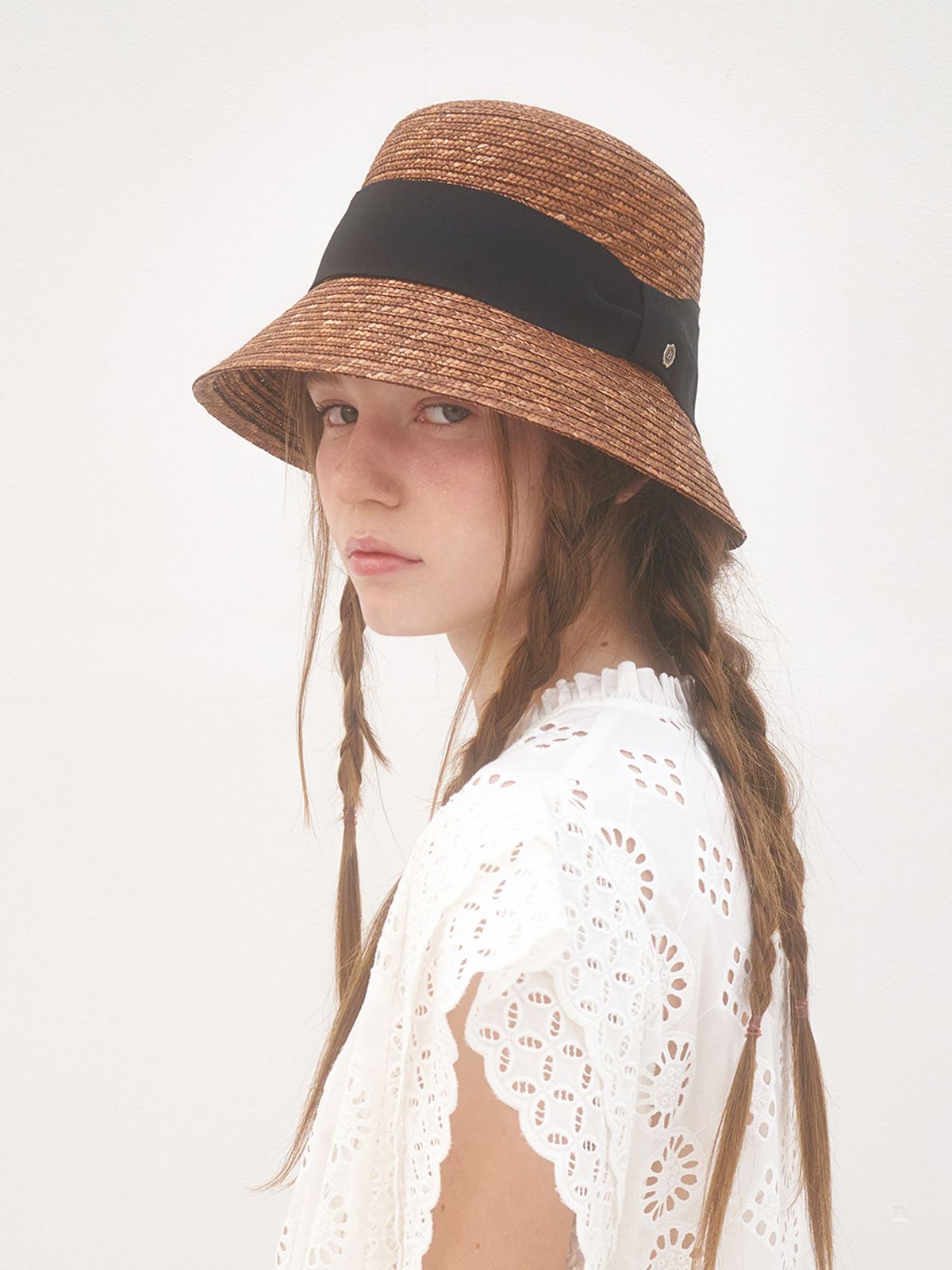 브라운햇(BROWNHAT) 클래식 스트로 버켓 햇 - 브라운