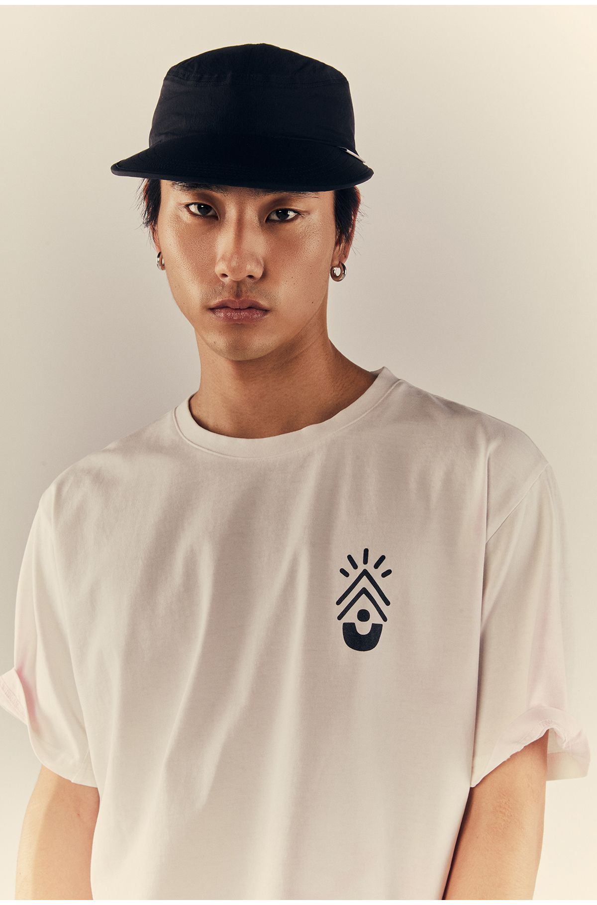 프라이데이세븐(FRIDAYSEVEN) 변온 describe short sleeve heat reactive pink