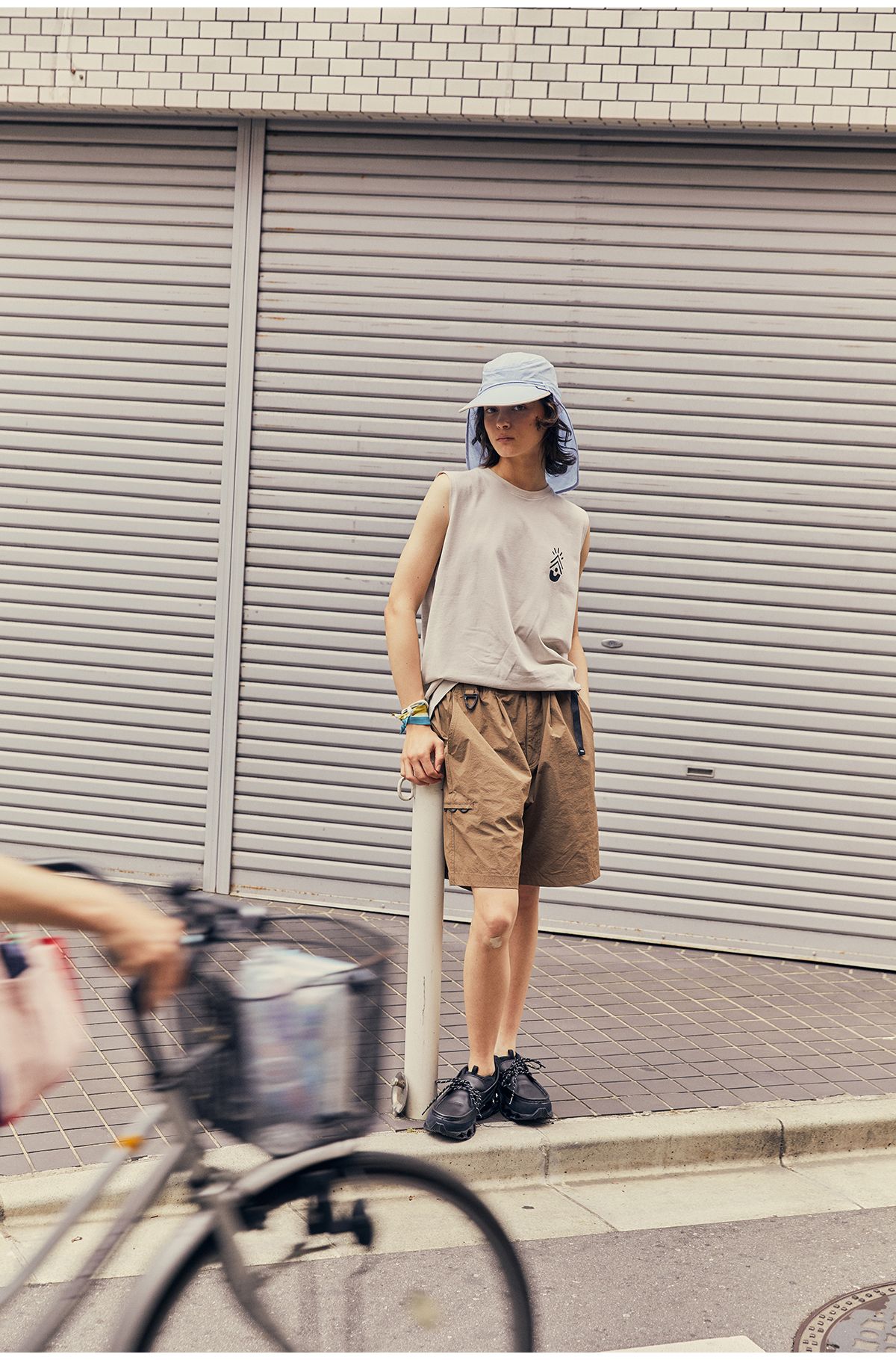 프라이데이세븐(FRIDAYSEVEN) 민소매 describe sleeveless beige