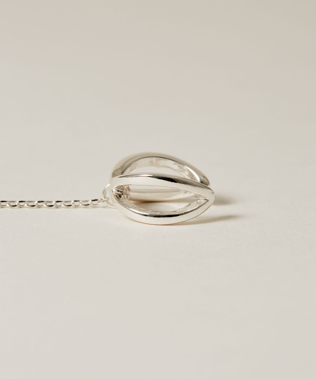 노비스도쿄(NOVICE TOKYO) 체인 크로스 이어 커프 Chain Cross Ear Cuff  / Silver