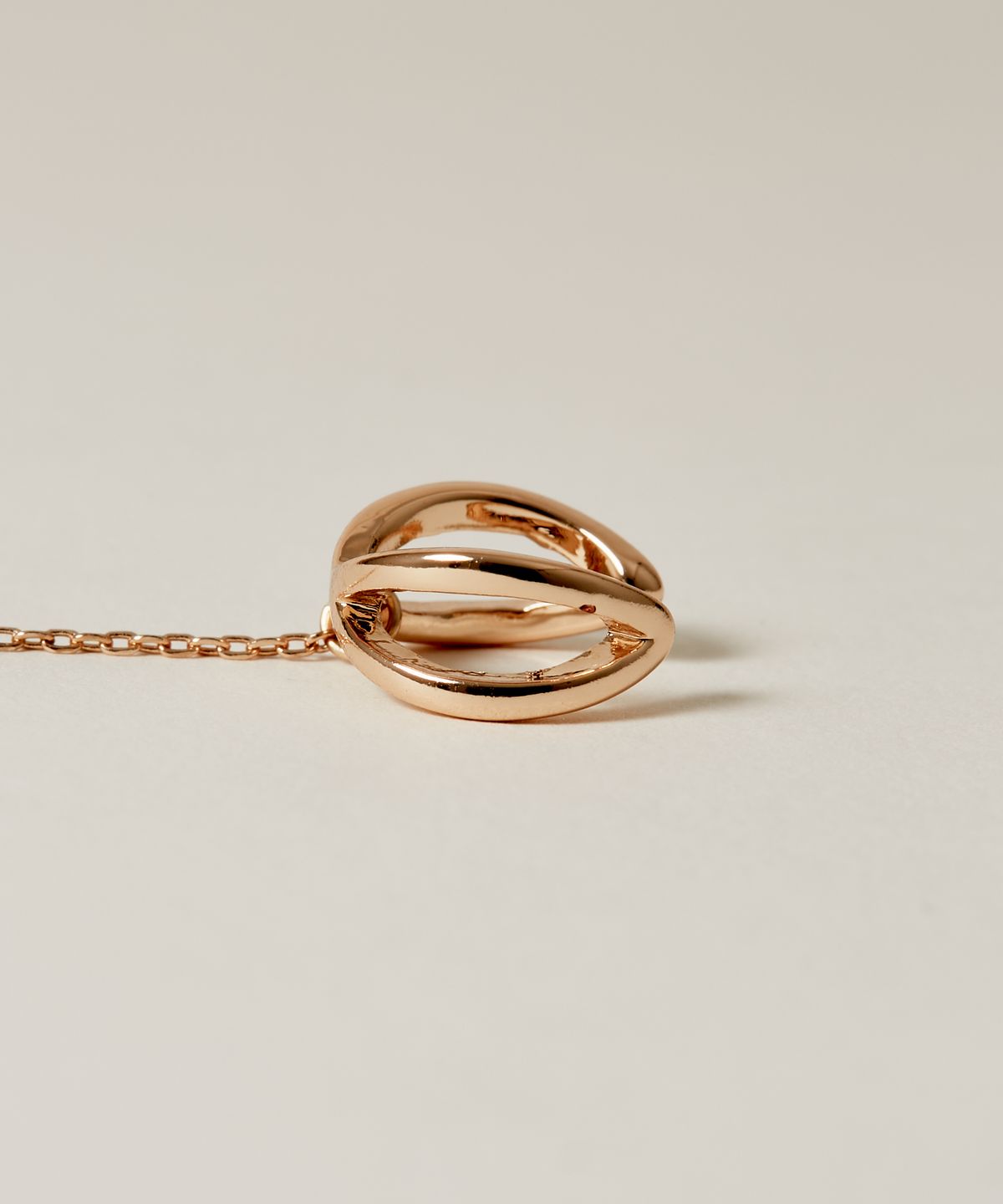 노비스도쿄(NOVICE TOKYO) 체인 크로스 이어 커프 Chain Cross Ear Cuff / Gold