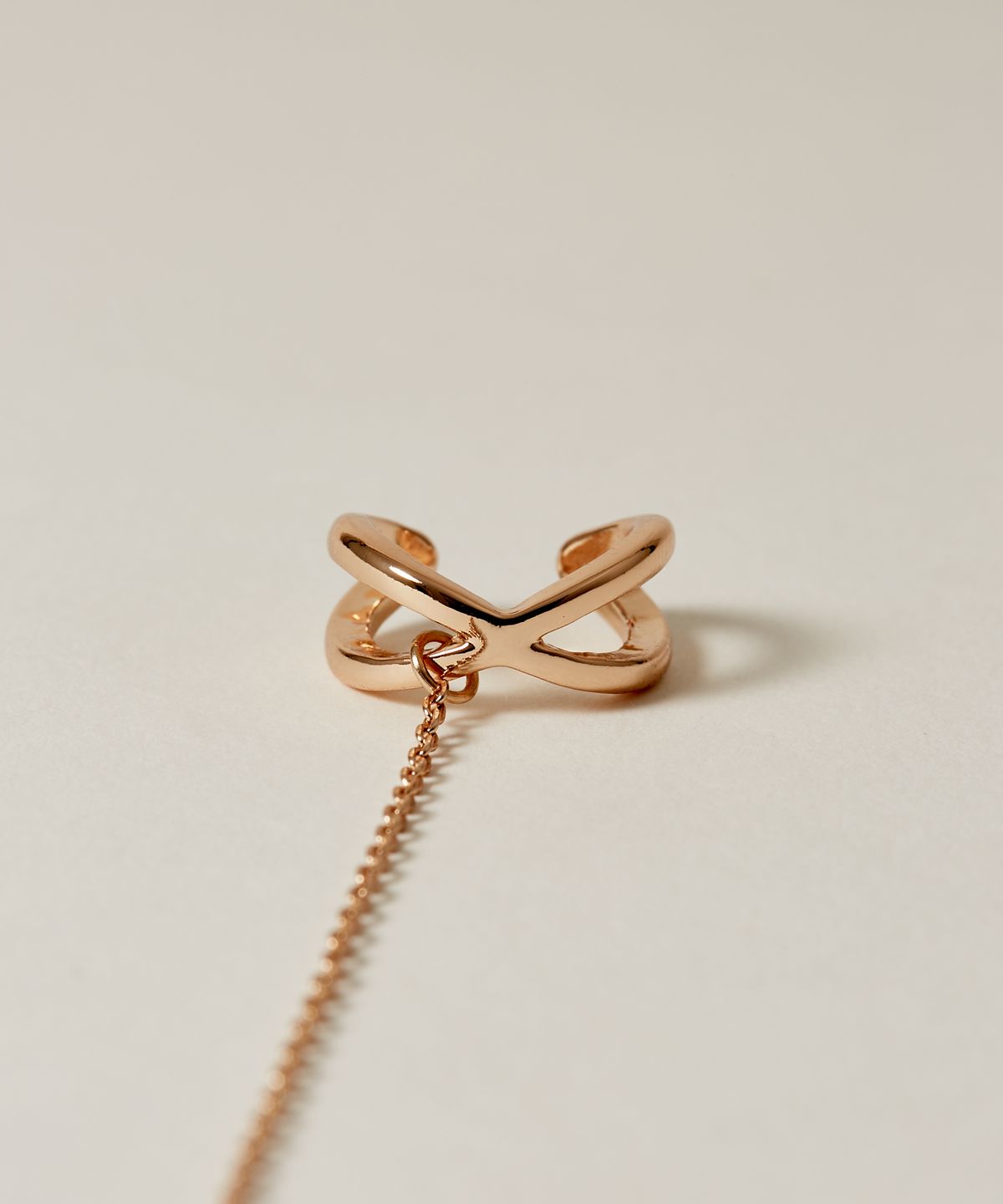 노비스도쿄(NOVICE TOKYO) 체인 크로스 이어 커프 Chain Cross Ear Cuff / Gold
