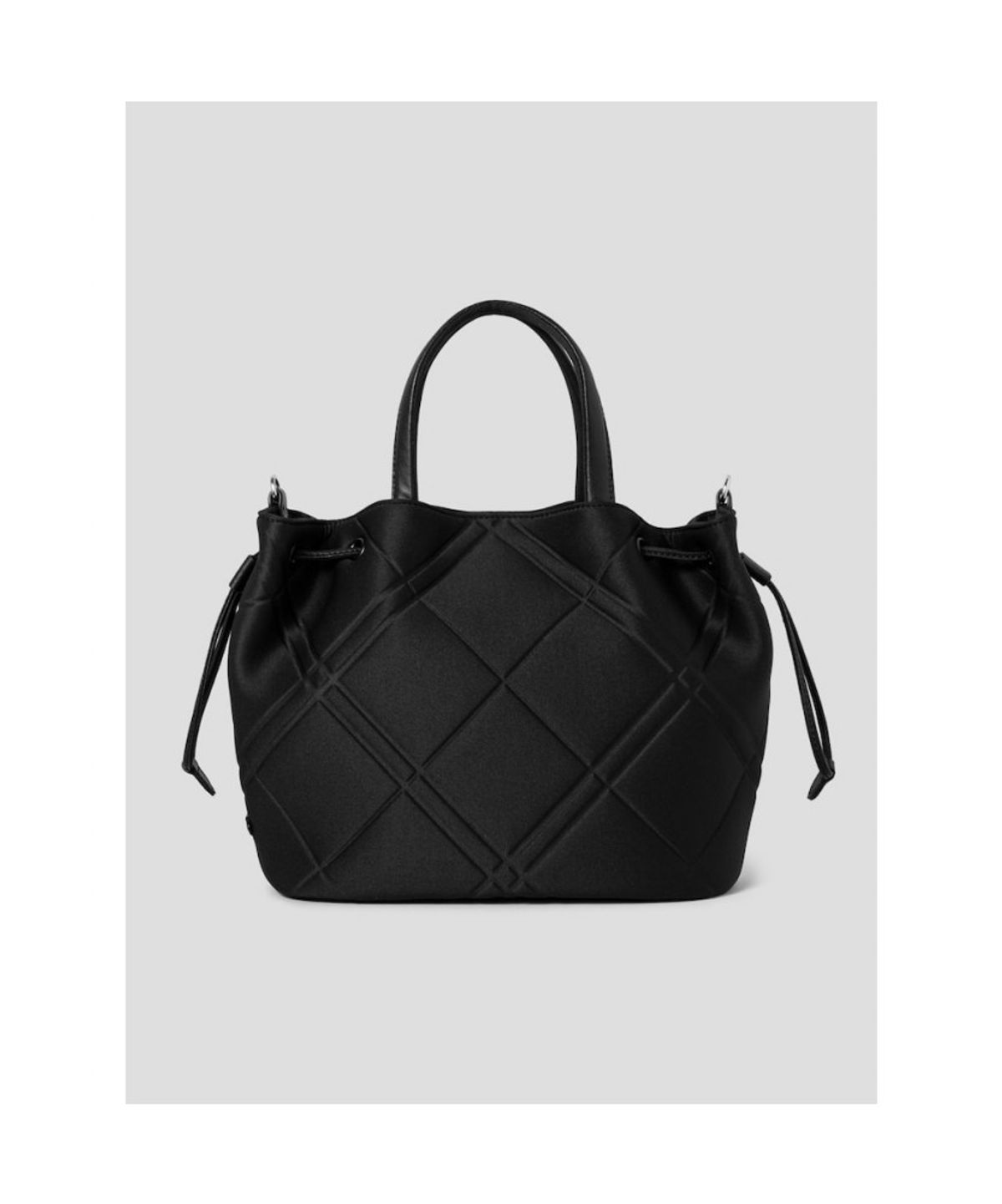 빈폴 액세서리(BEANPOLE ACCESSORY) 볼레 네오프렌 드로우스트링 토트백  블랙