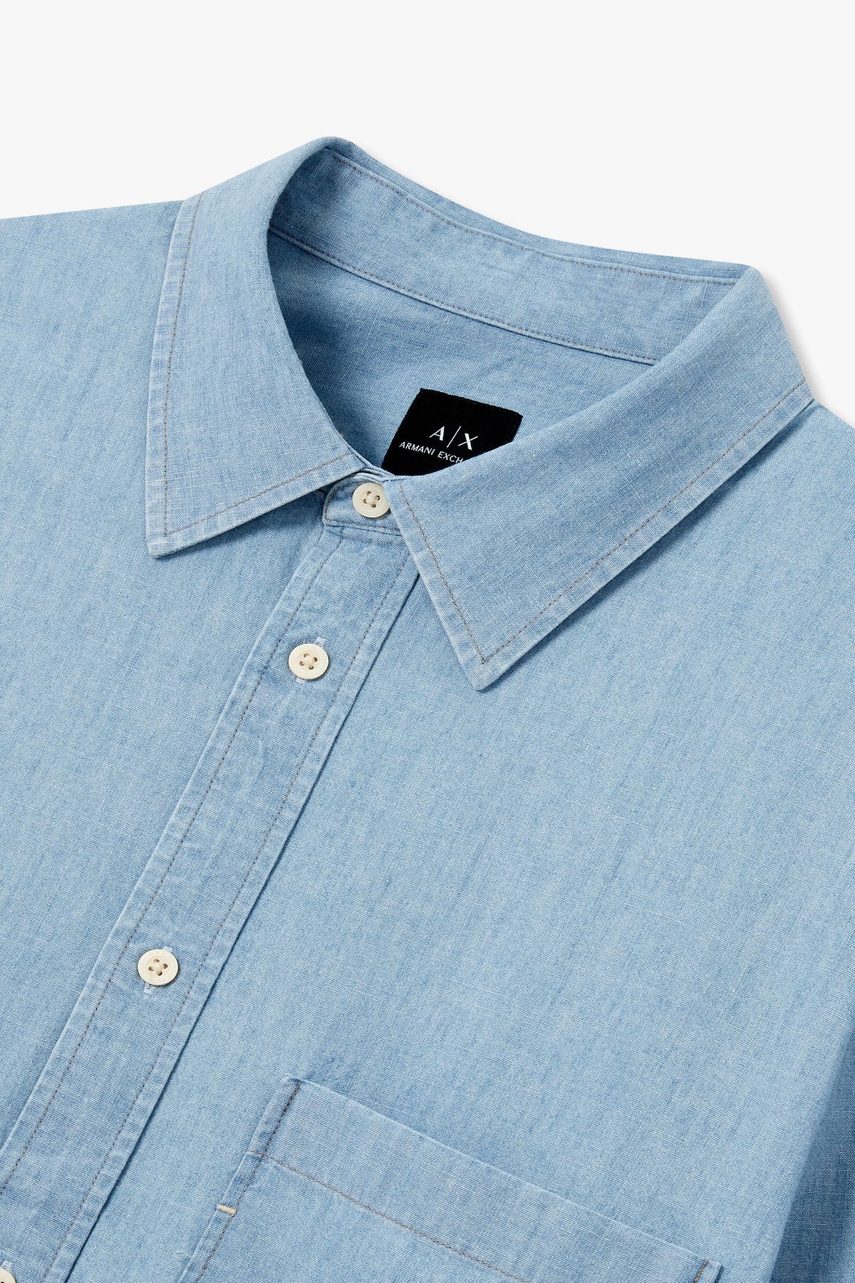 아르마니 익스체인지(ARMANI EXCHANGE) 남성 자수 로고 포켓 데님 셔츠_블루 A415320001