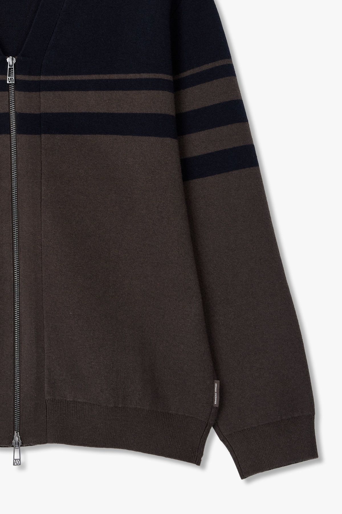 아르마니 익스체인지(ARMANI EXCHANGE) 남성 배색 브이넥 집업 니트 가디건_다크 네이비 A415332019