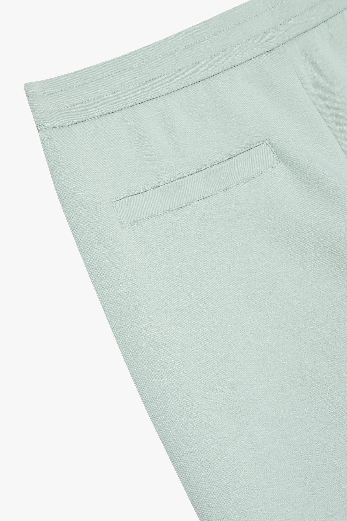 아르마니 익스체인지(ARMANI EXCHANGE) 남성 로고 프린트 밴딩 조거 팬츠_틸 그레이 A415342004