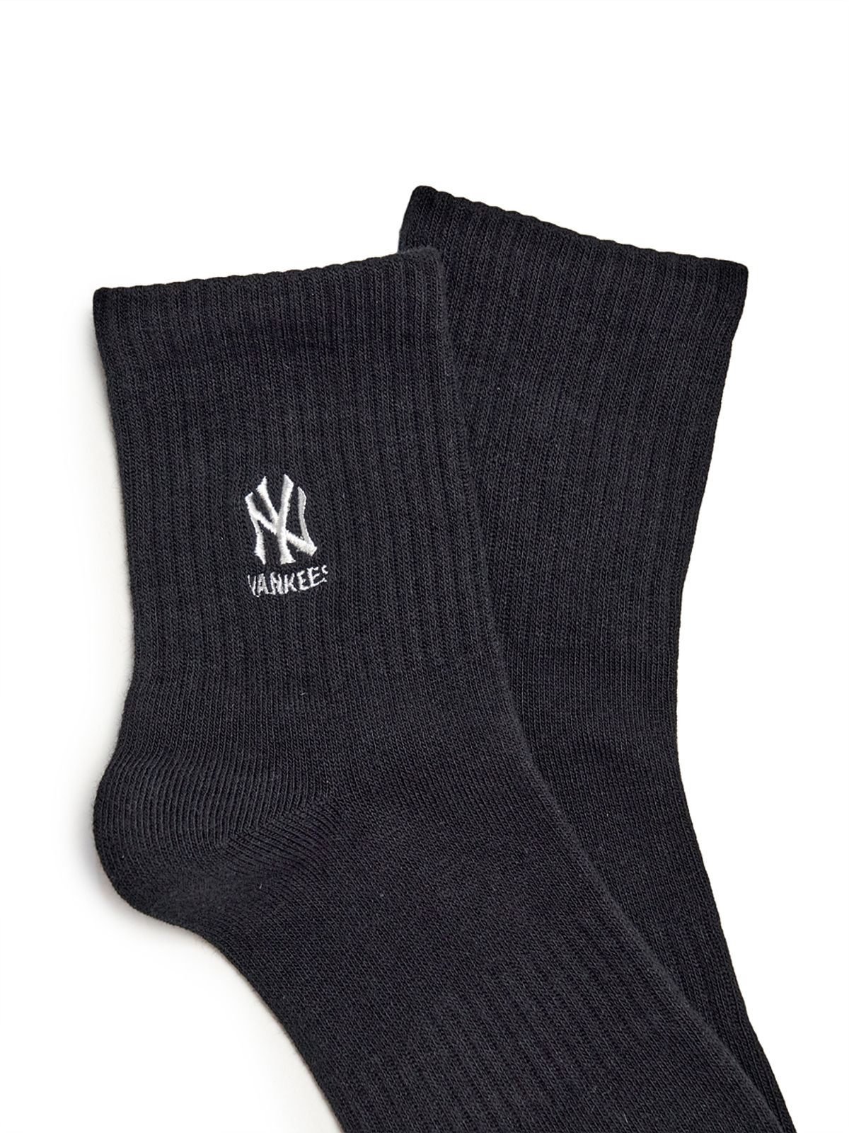 엠엘비(MLB) 스몰로고 레터링 자수 중목양말 NY (Black)
