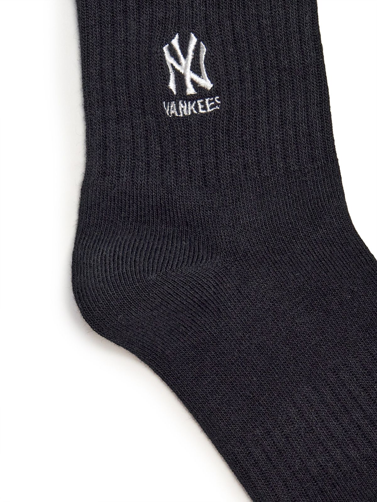 엠엘비(MLB) 스몰로고 레터링 자수 중목양말 NY (Black)