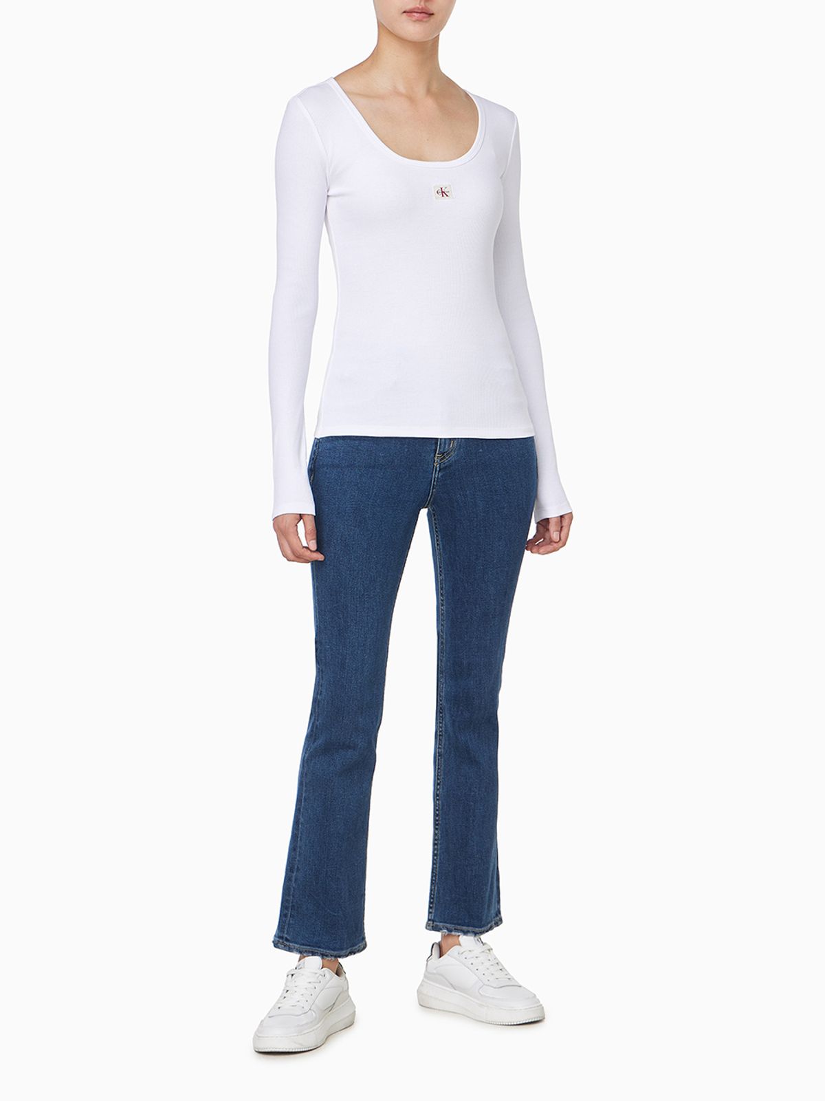 캘빈클라인 진(CALVIN KLEIN JEANS) 여성 L/S 우블 라벨 스쿱넥 립 티셔츠 47D218G YAA