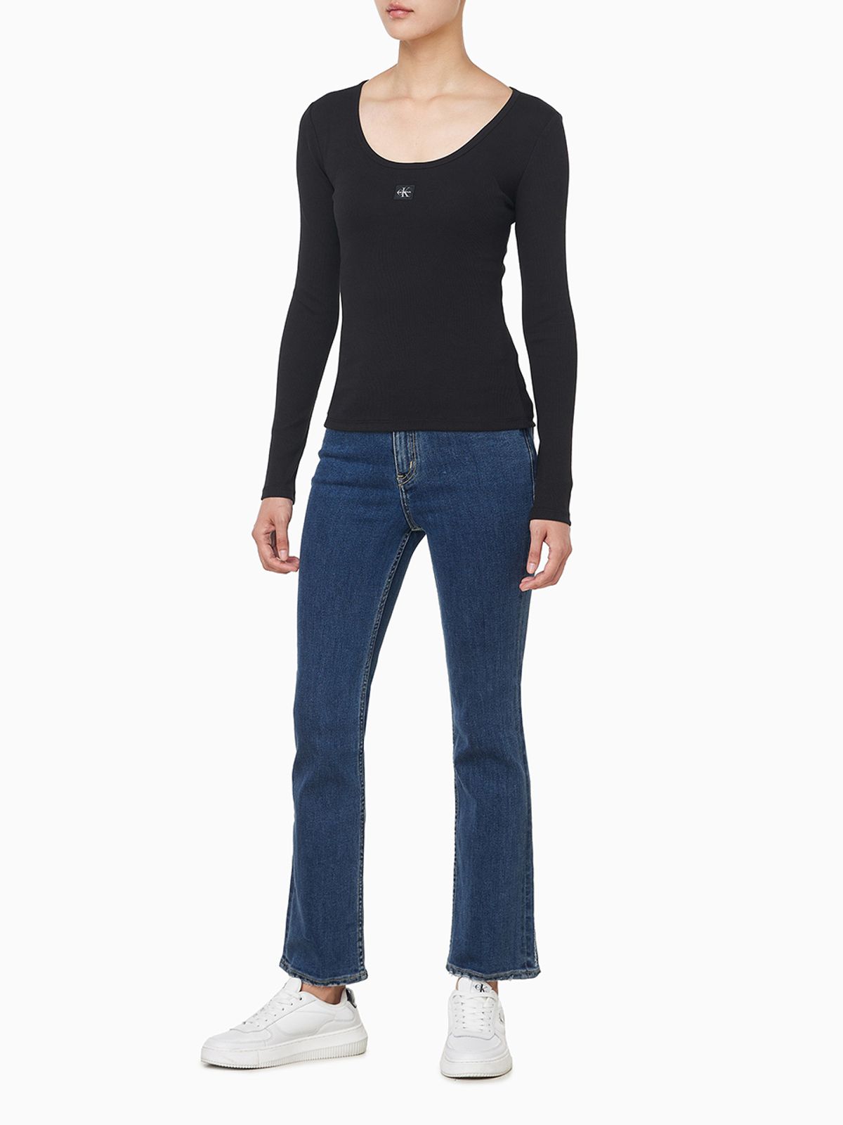 캘빈클라인 진(CALVIN KLEIN JEANS) 여성 L/S 우블 라벨 스쿱넥 립 티셔츠 47D218G UB1