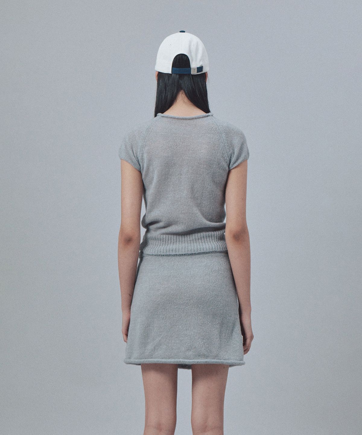 레스트앤레크레이션(REST&RECREATION) RAGLAN HALF SLEEVE KNIT TOP - GREY