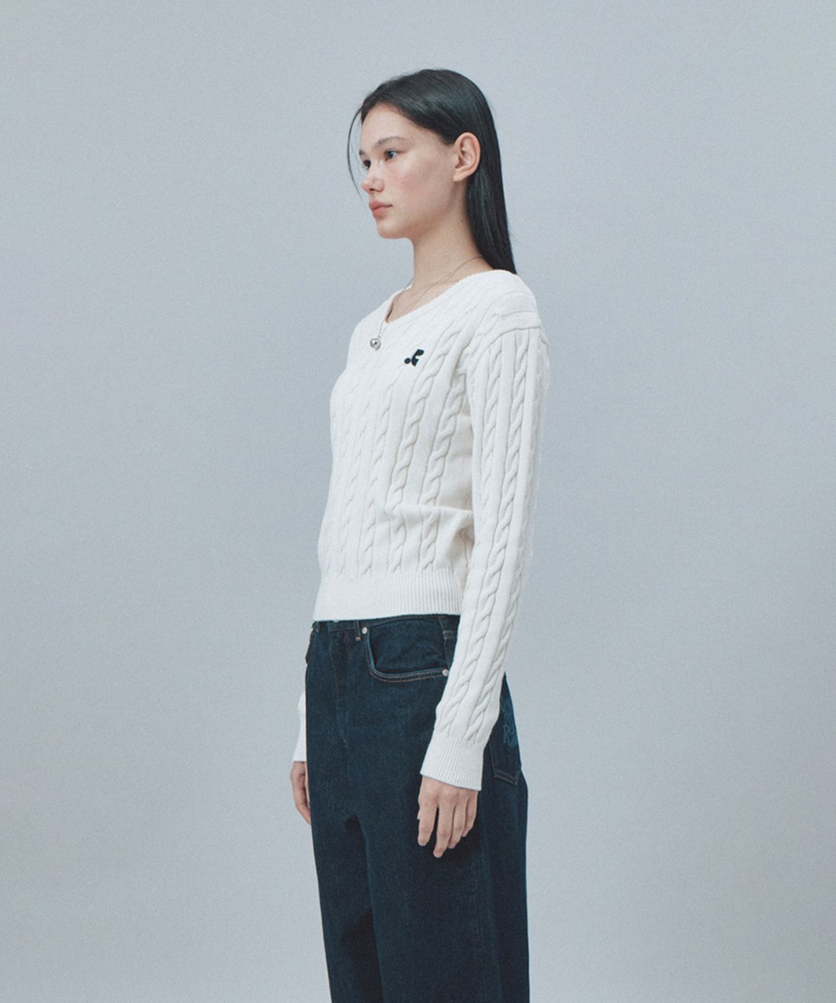 레스트앤레크레이션(REST&RECREATION) CABLE V-NECK KNIT TOP - IVORY