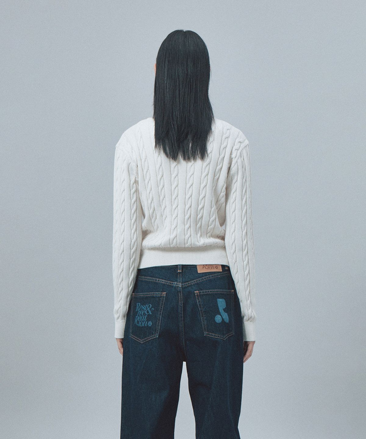 레스트앤레크레이션(REST&RECREATION) CABLE V-NECK KNIT TOP - IVORY