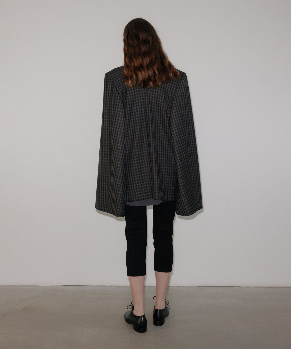 보프(VOEF) 뷔에르 케이프 자켓