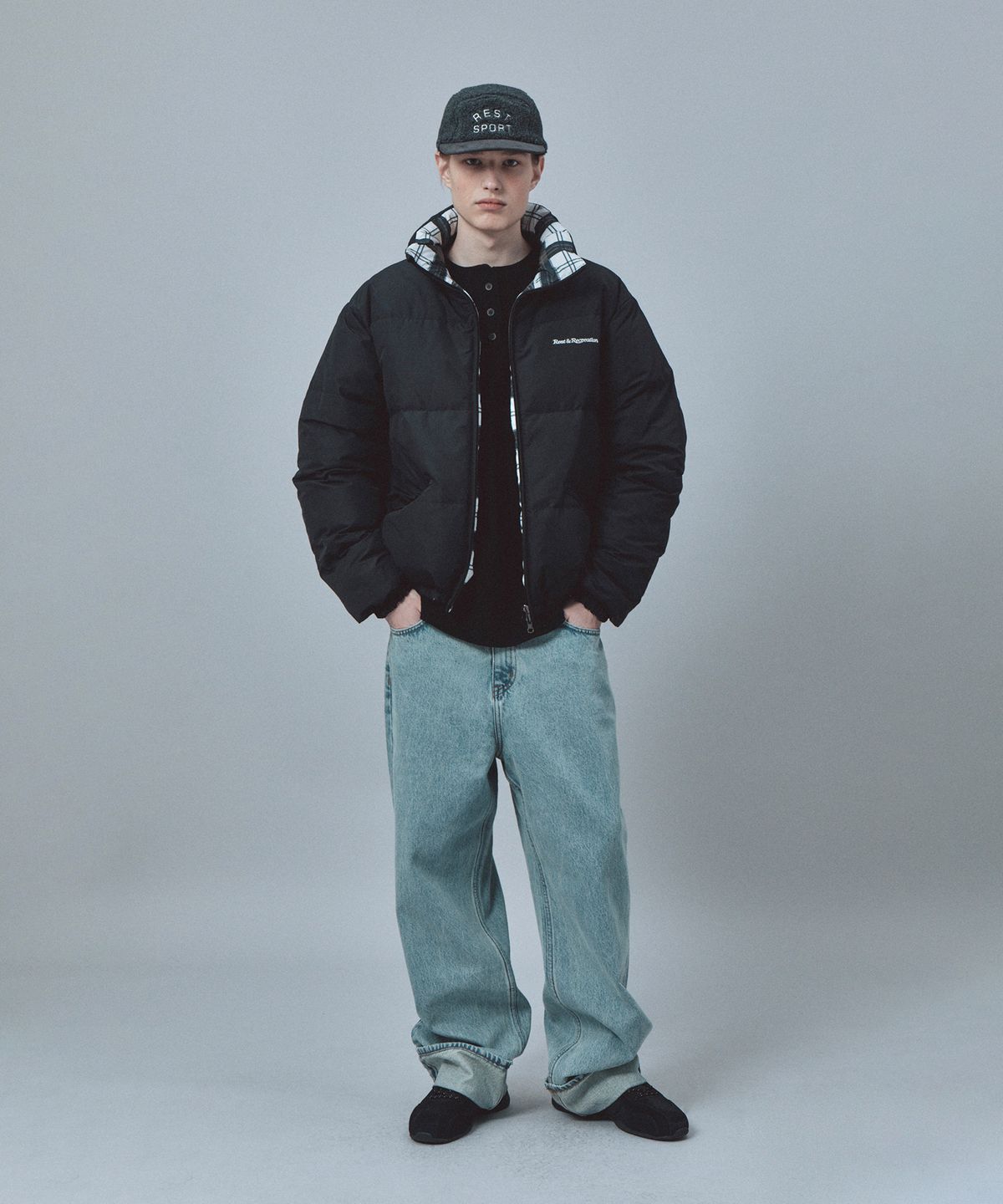레스트앤레크레이션(REST&RECREATION) REVERSIBLE CHECK DOWN JACKET - BLACK
