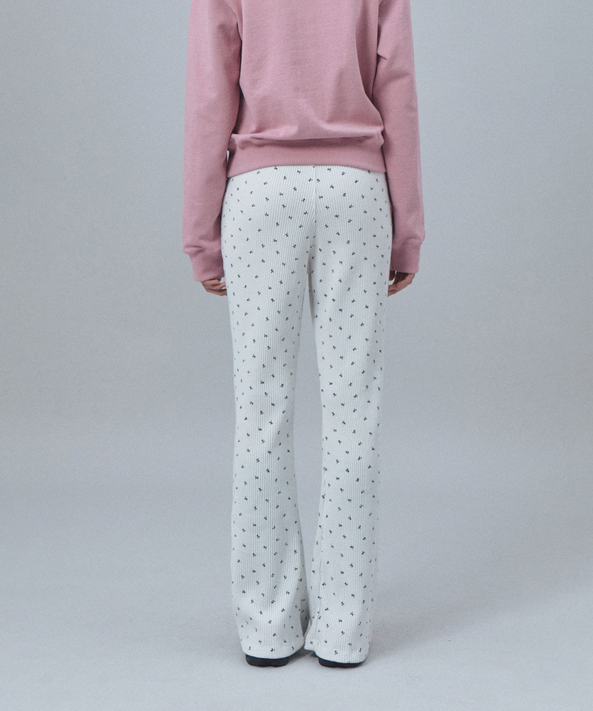 레스트앤레크레이션(REST&RECREATION) RR PATTERN FLARE PANTS - IVORY