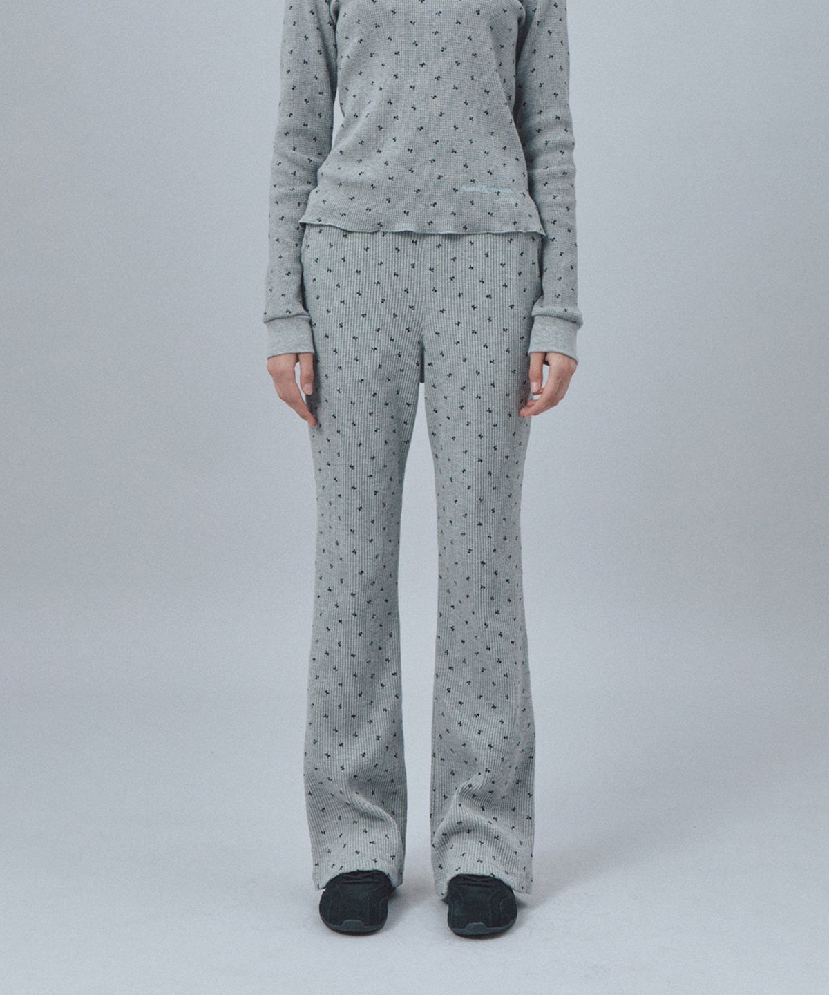 레스트앤레크레이션(REST&RECREATION) RR PATTERN FLARE PANTS - GREY