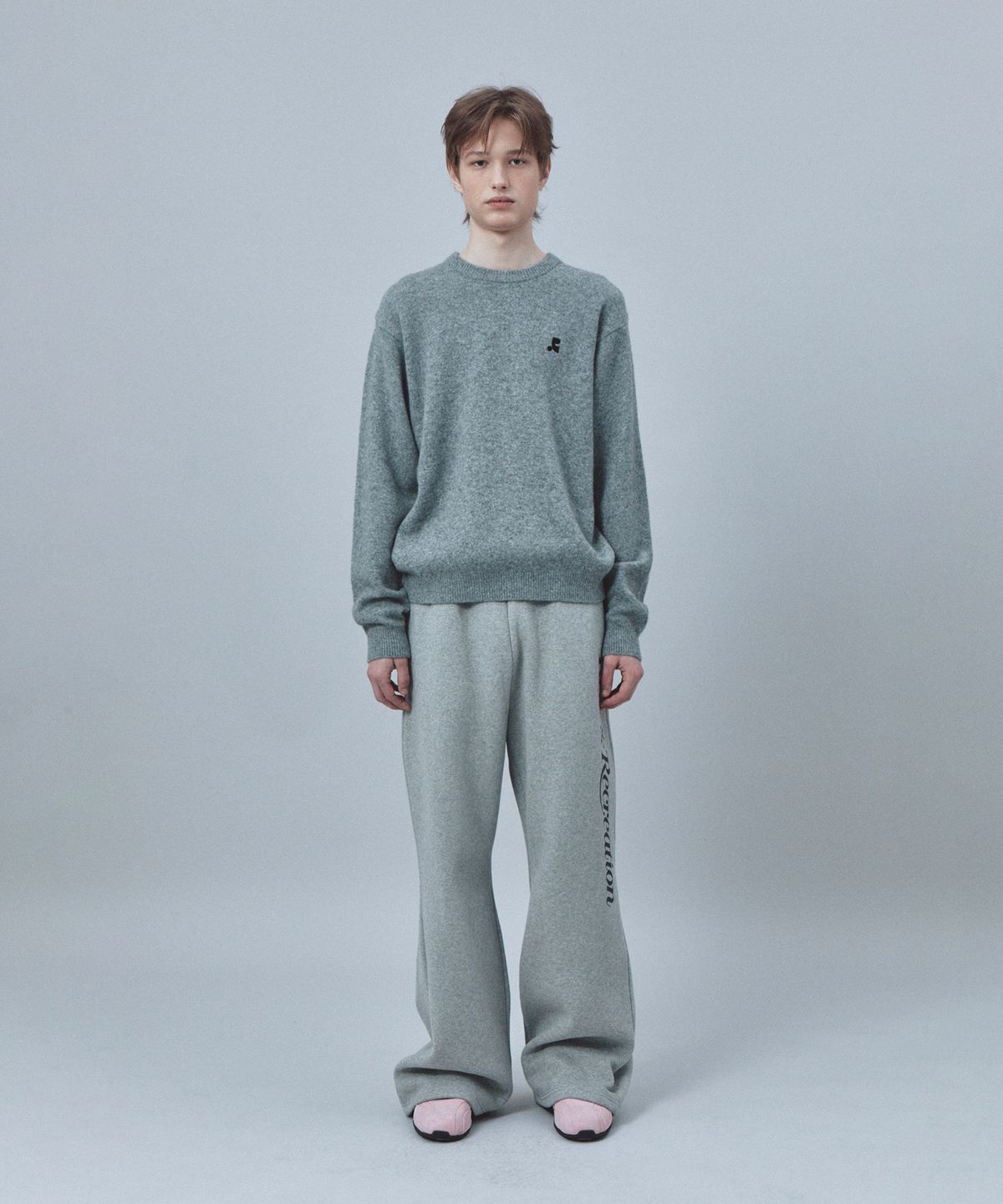 레스트앤레크레이션(REST&RECREATION) FLARE SWEAT PANTS - GREY