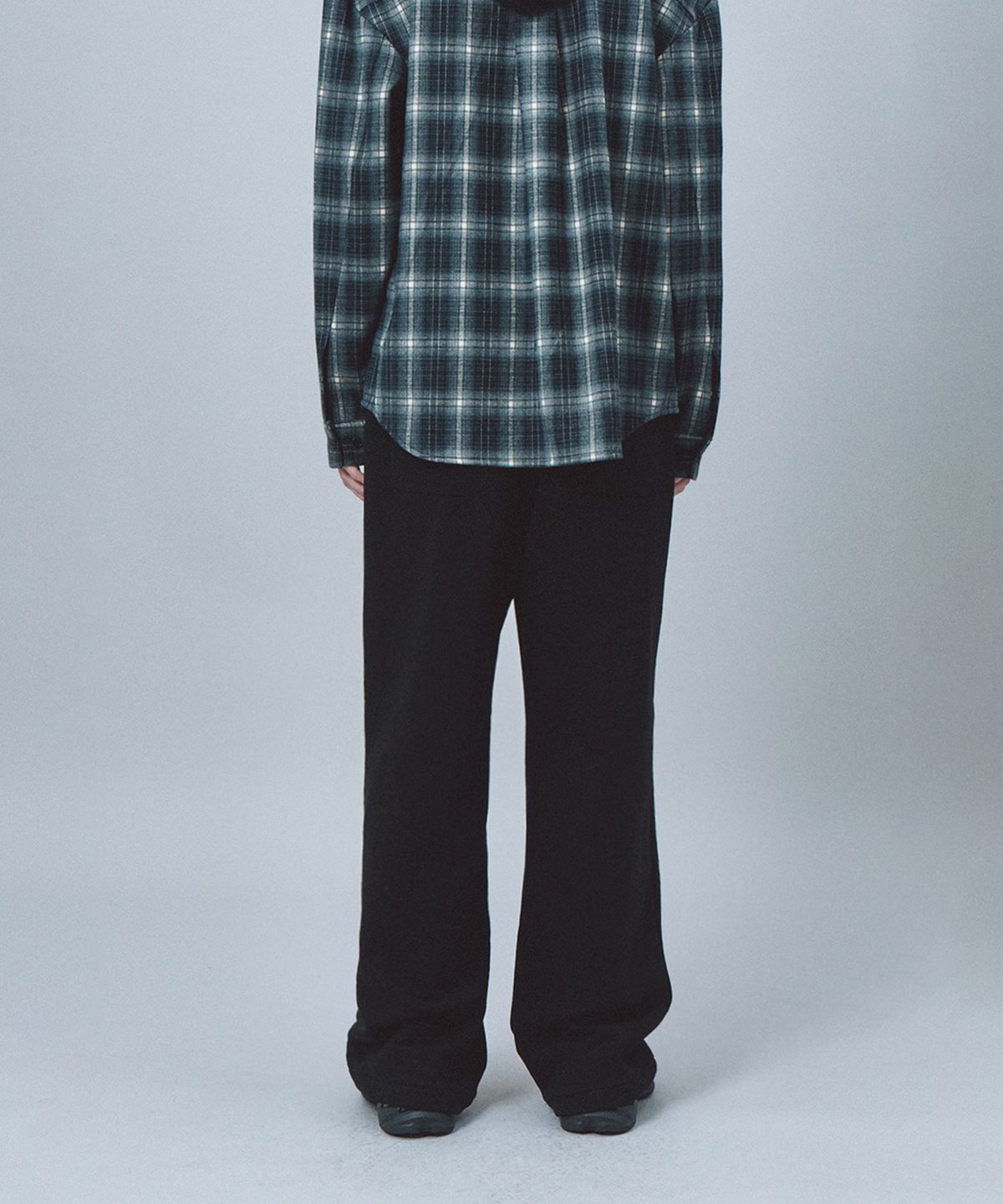 레스트앤레크레이션(REST&RECREATION) STRING SWEAT PANTS - BLACK
