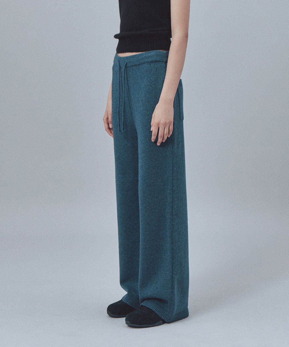 레스트앤레크레이션(REST&RECREATION) KNIT POCKET PANTS - BLUE