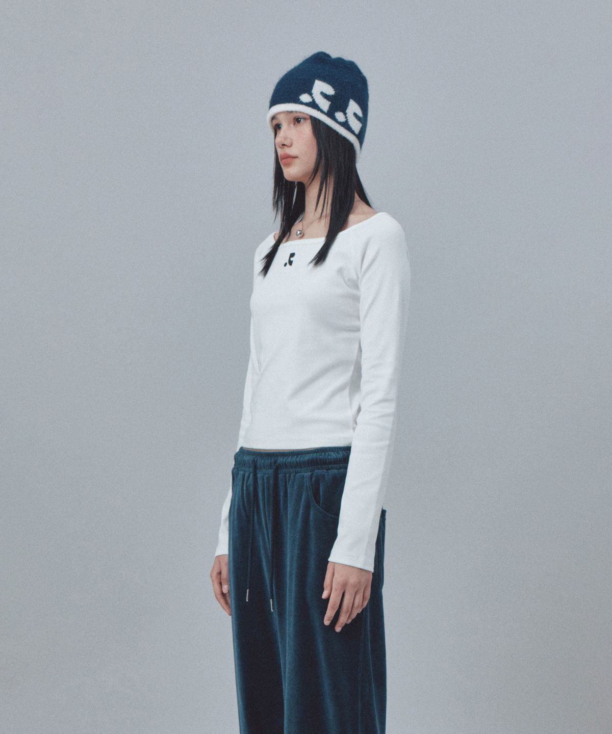 레스트앤레크레이션(REST&RECREATION) REVERSIBLE KNIT BEANIE - NAVY