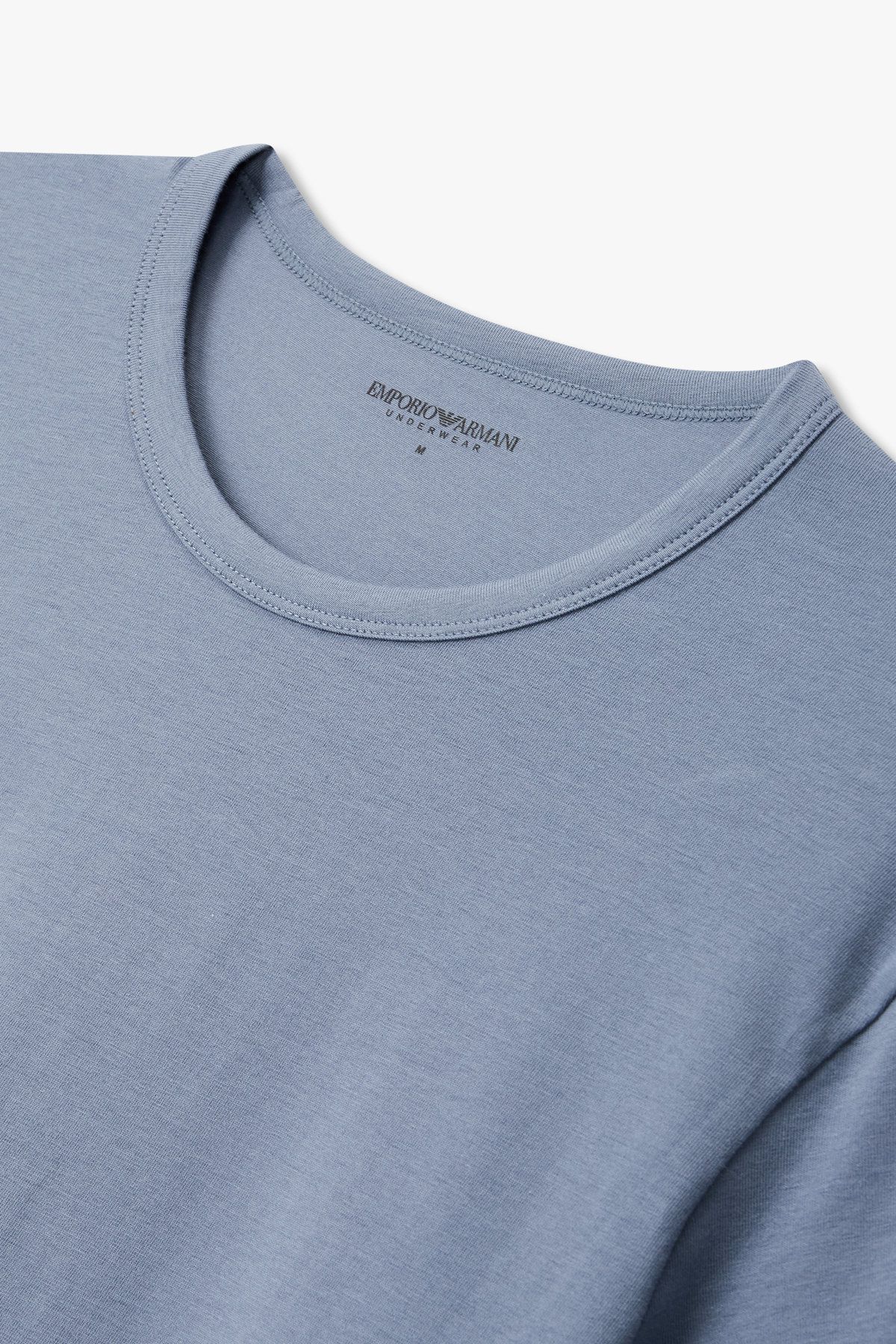 엠포리오 아르마니 언더웨어(EMPORIO ARMANI UNDERWEAR) 남성 이글 로고 패치 라운지 티셔츠_블루 0815334009