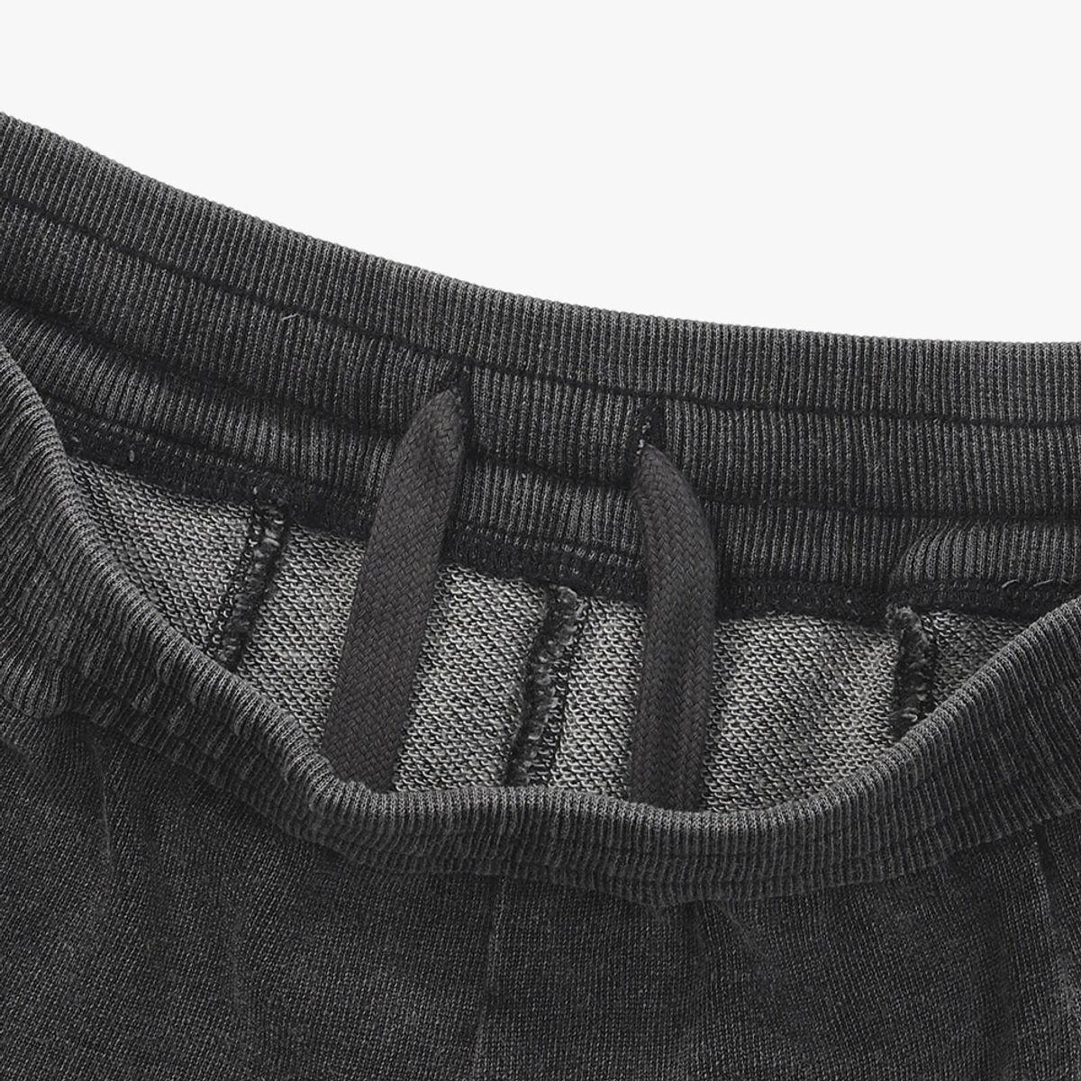 디아도라(diadora) 데님 워싱 스웻 쇼츠 우먼 BLACK