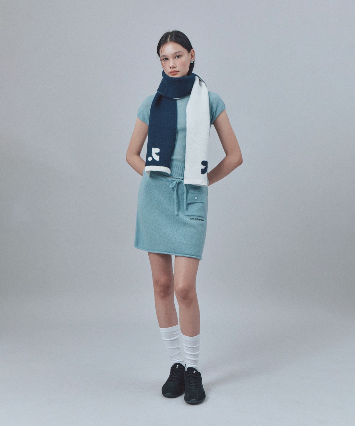 레스트앤레크레이션(REST&RECREATION) LOGO KNIT MUFFLER - NAVY