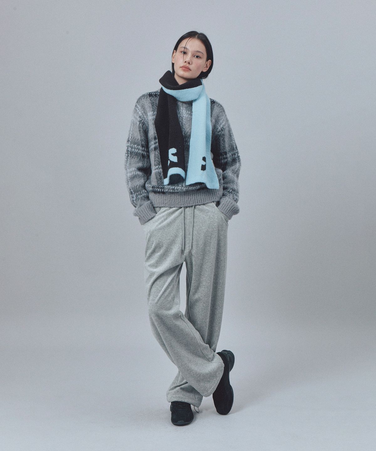 레스트앤레크레이션(REST&RECREATION) LOGO KNIT MUFFLER - BLACK