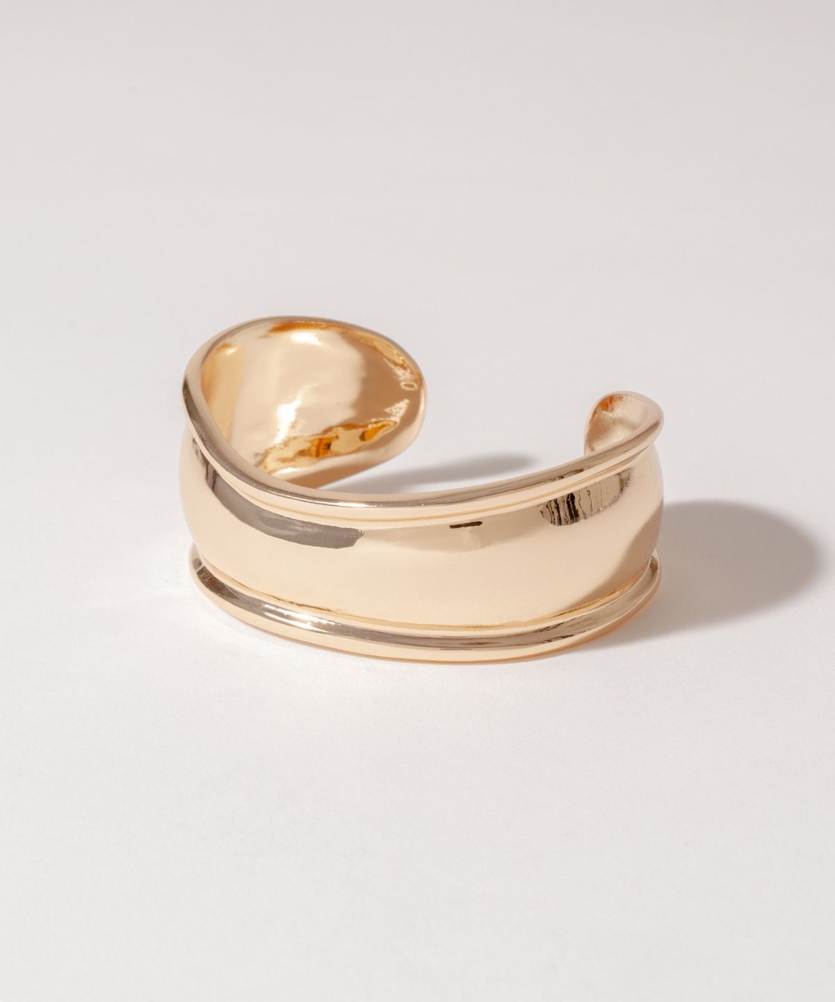 노비스도쿄(NOVICE TOKYO) 메탈 볼륨 뱅글 Metal Volume Bangle / Gold