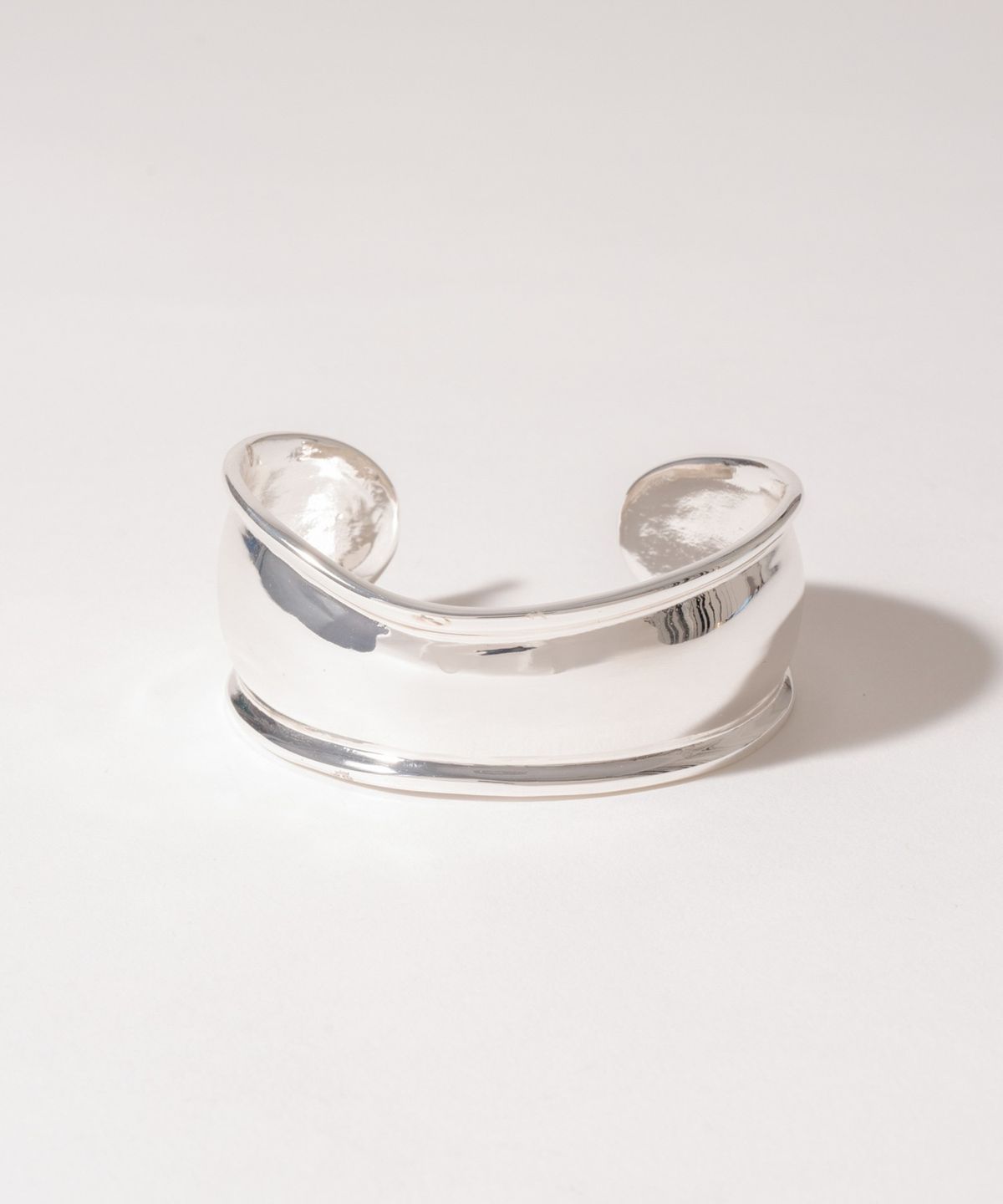 노비스도쿄(NOVICE TOKYO) 메탈 볼륨 뱅글 Metal Volume Bangle  / Silver