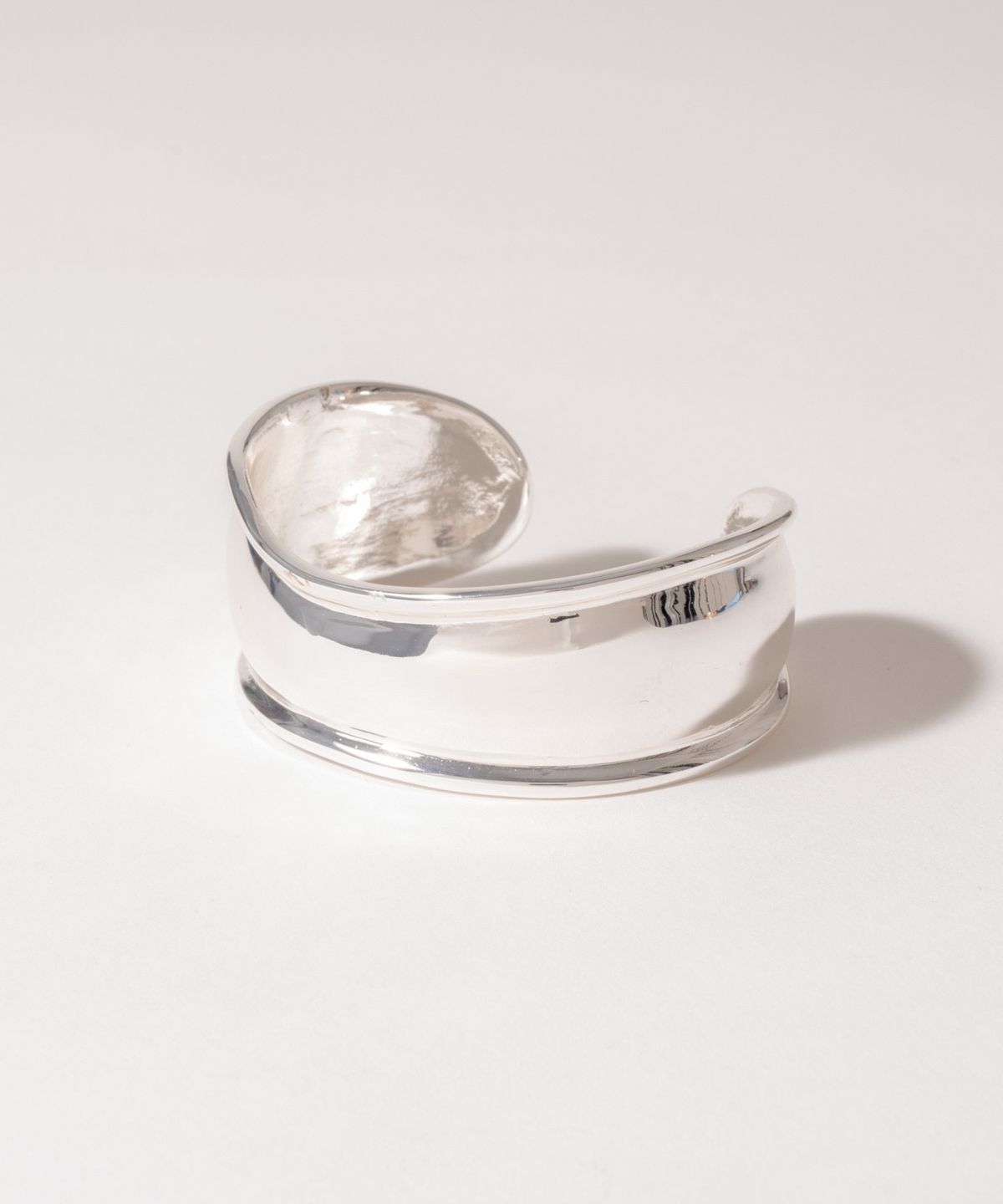 노비스도쿄(NOVICE TOKYO) 메탈 볼륨 뱅글 Metal Volume Bangle  / Silver