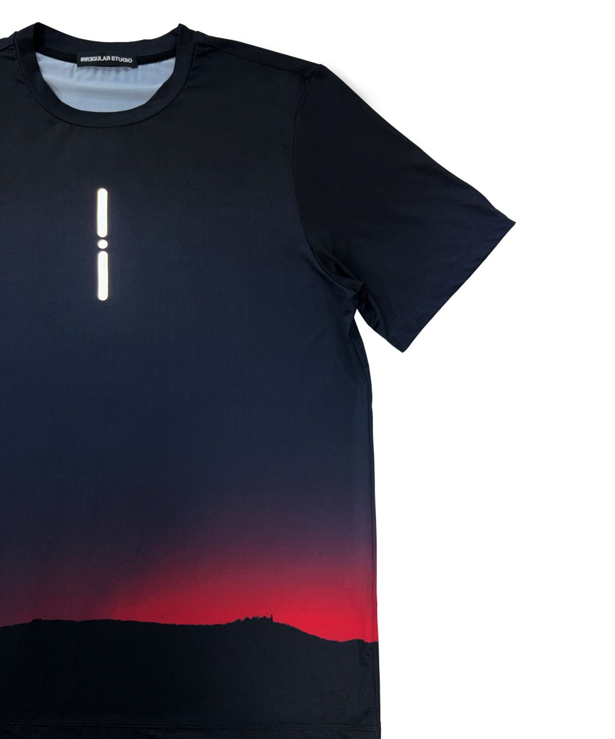 이레귤러(IRREGULAR) AURO RUN T-SHIRT (NEON RED)