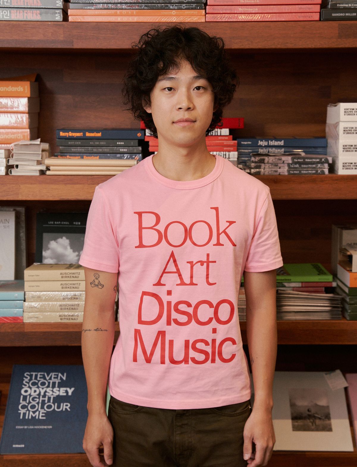 하이파이 사운드 레퍼런스(HIFI SOUND REFERENCE) [Visual Collect] Book, Musik T-Shirts, Pink