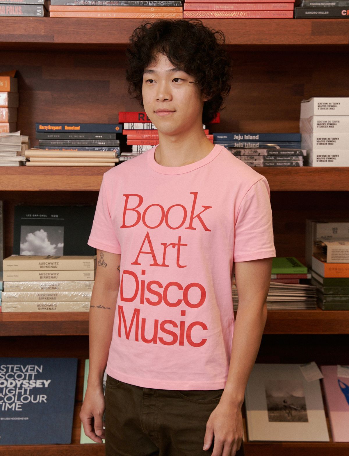 하이파이 사운드 레퍼런스(HIFI SOUND REFERENCE) [Visual Collect] Book, Musik T-Shirts, Pink