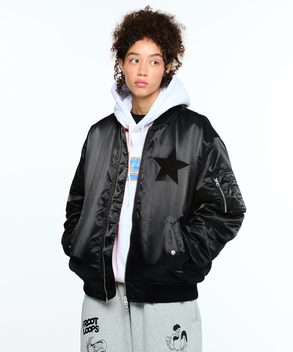 위캔더스(WKNDRS) BASEBALL APPLIQUE HOODIE (L.GREY)