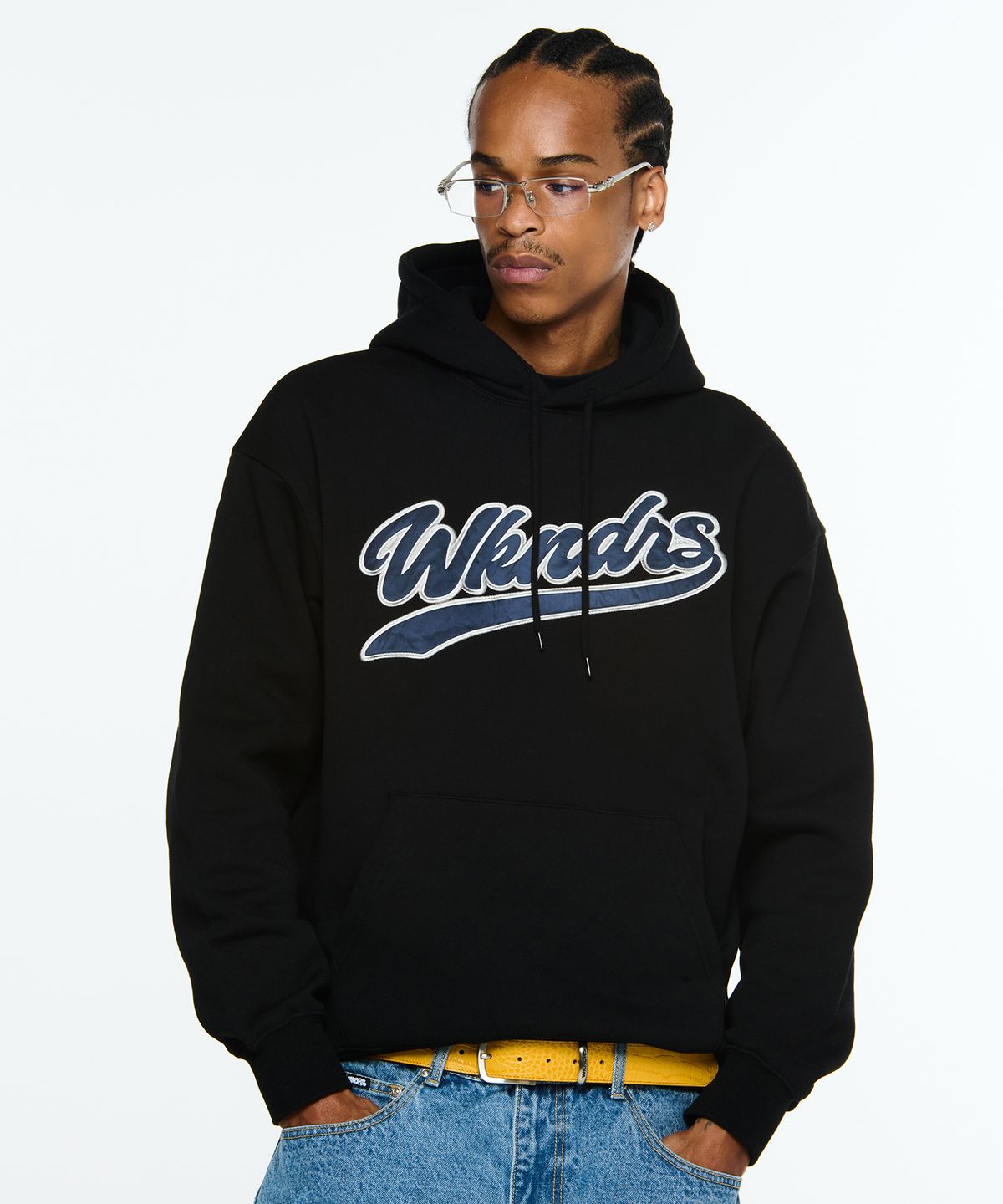 위캔더스(WKNDRS) BASEBALL APPLIQUE HOODIE (BLACK)