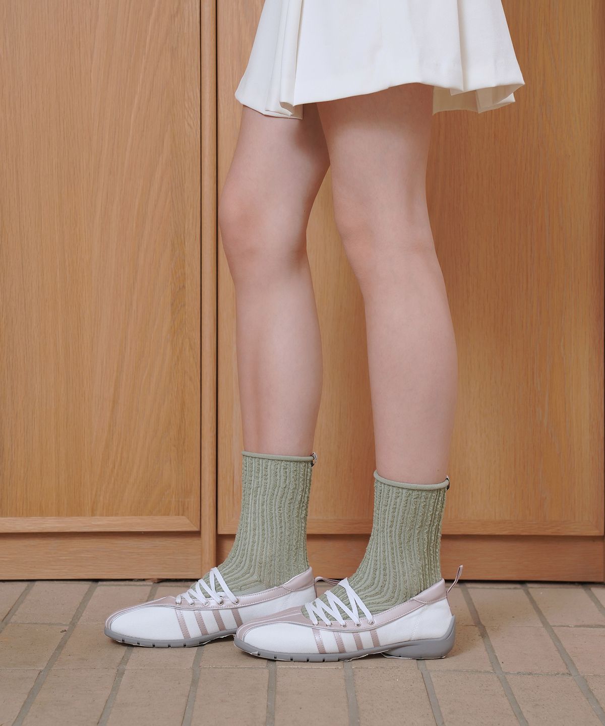 스튜디오 싹스탑(STUDIO SOCKSTOP) 라인 롤 크루 삭스