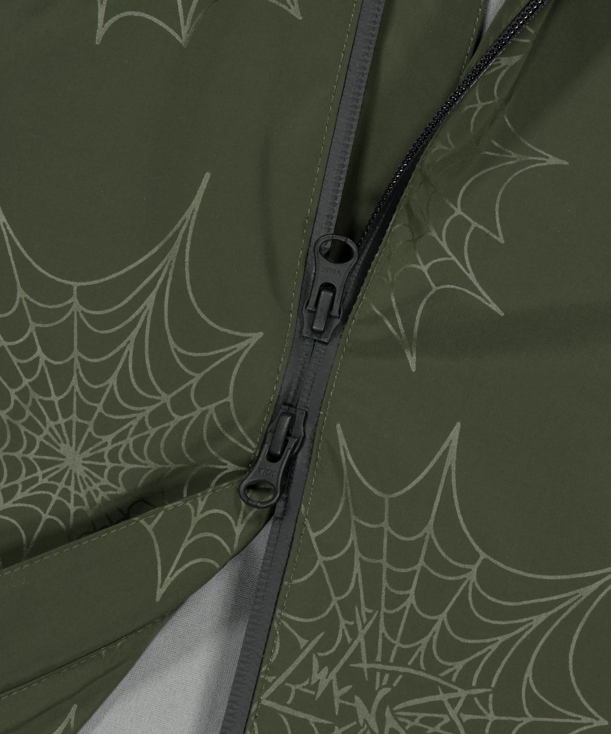위캔더스(WKNDRS) COBWEB WINDBREAKER (KHAKI)