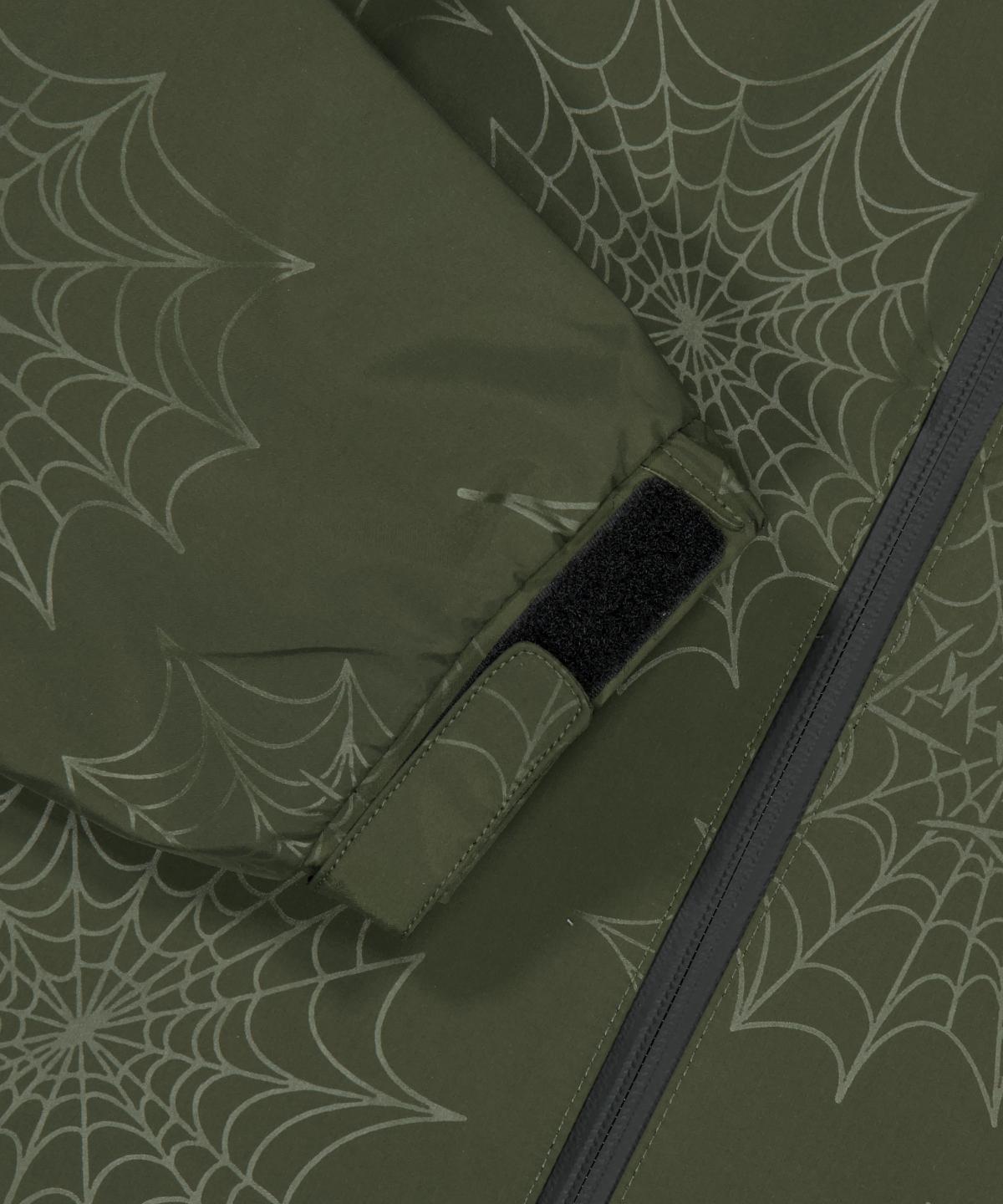 위캔더스(WKNDRS) COBWEB WINDBREAKER (KHAKI)