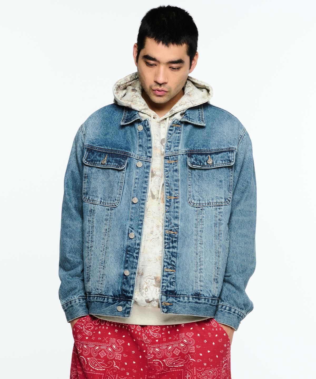 위캔더스(WKNDRS) OPEN SEAM TRUCKER JK (DENIM)
