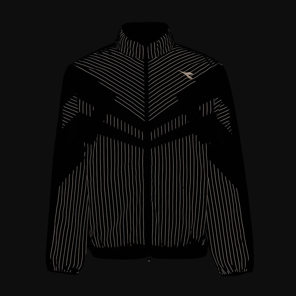 디아도라(diadora) 레거시 리플랙티브 스트라이프 러닝 자켓 BLACK PATTERN