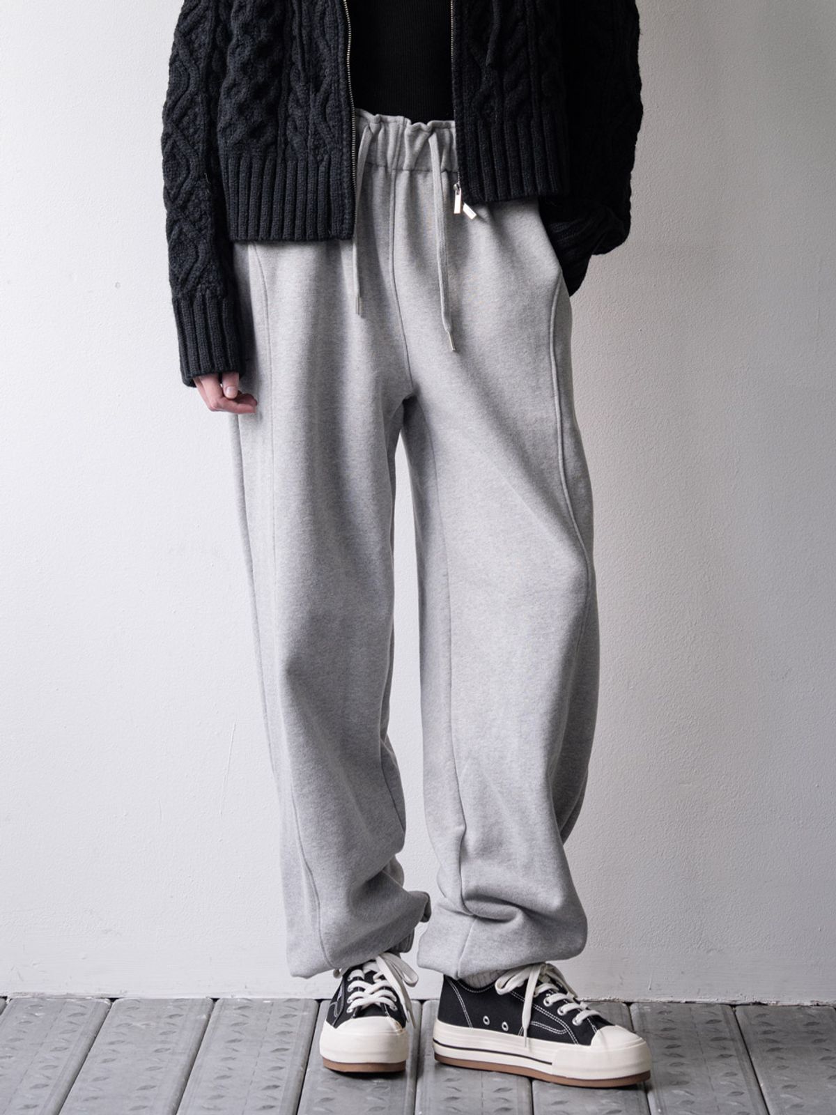클루니(CLUNY) Sweat jogger pants - cream