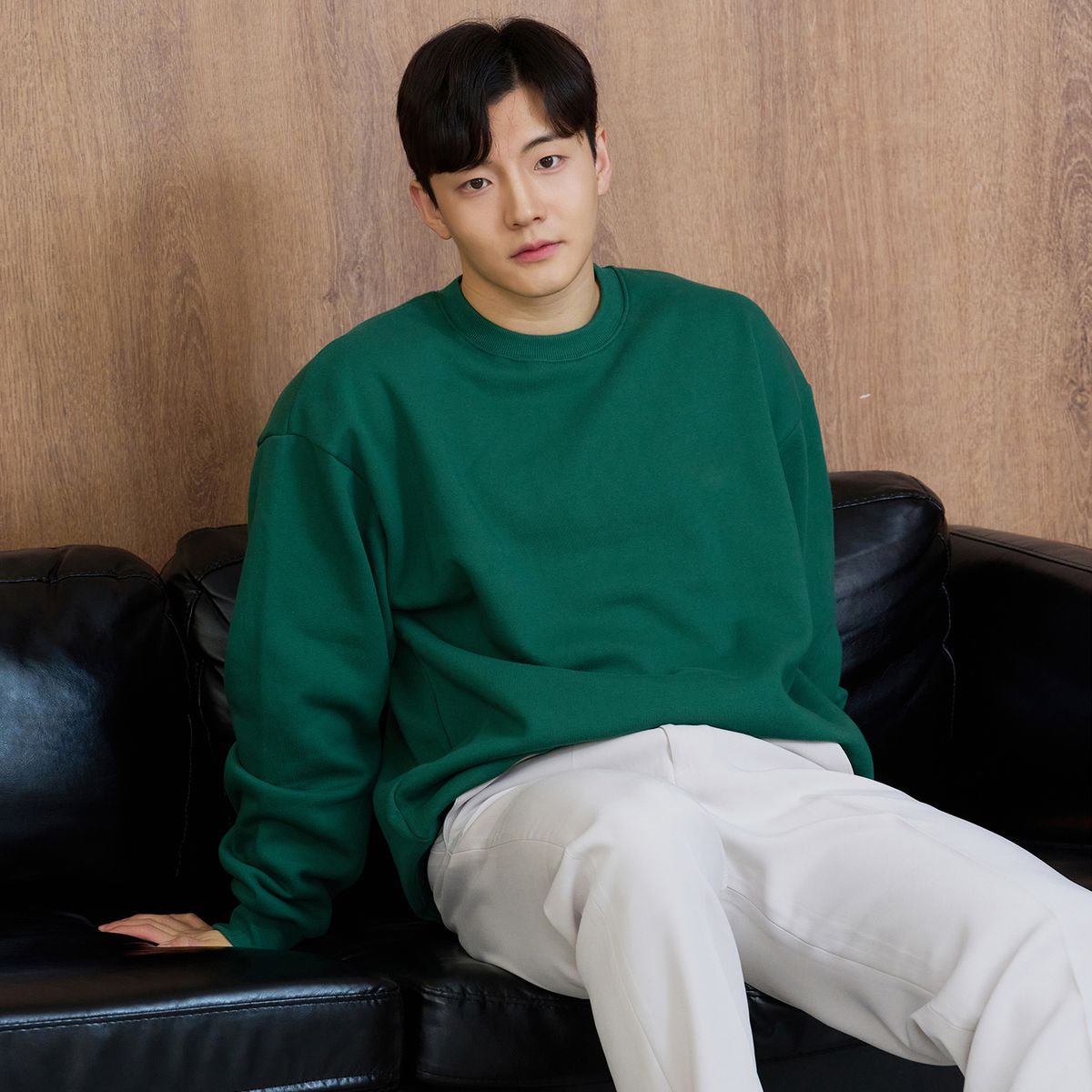 핵쿨남(HECKCOOLNAM) 어깨넓어보이는 남자 오버핏 기모 무지 맨투맨 머슬핏 긴팔 티셔츠
