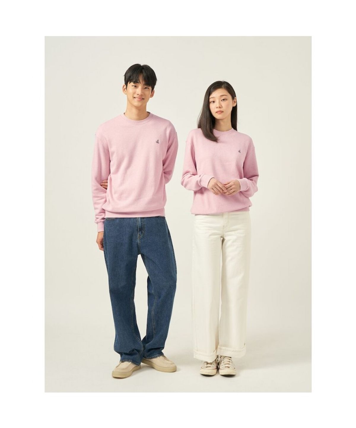 빈폴 멘(BEANPOLE MEN) [Essential] 남녀공용 로고 자수 스웨트 셔츠  핑크