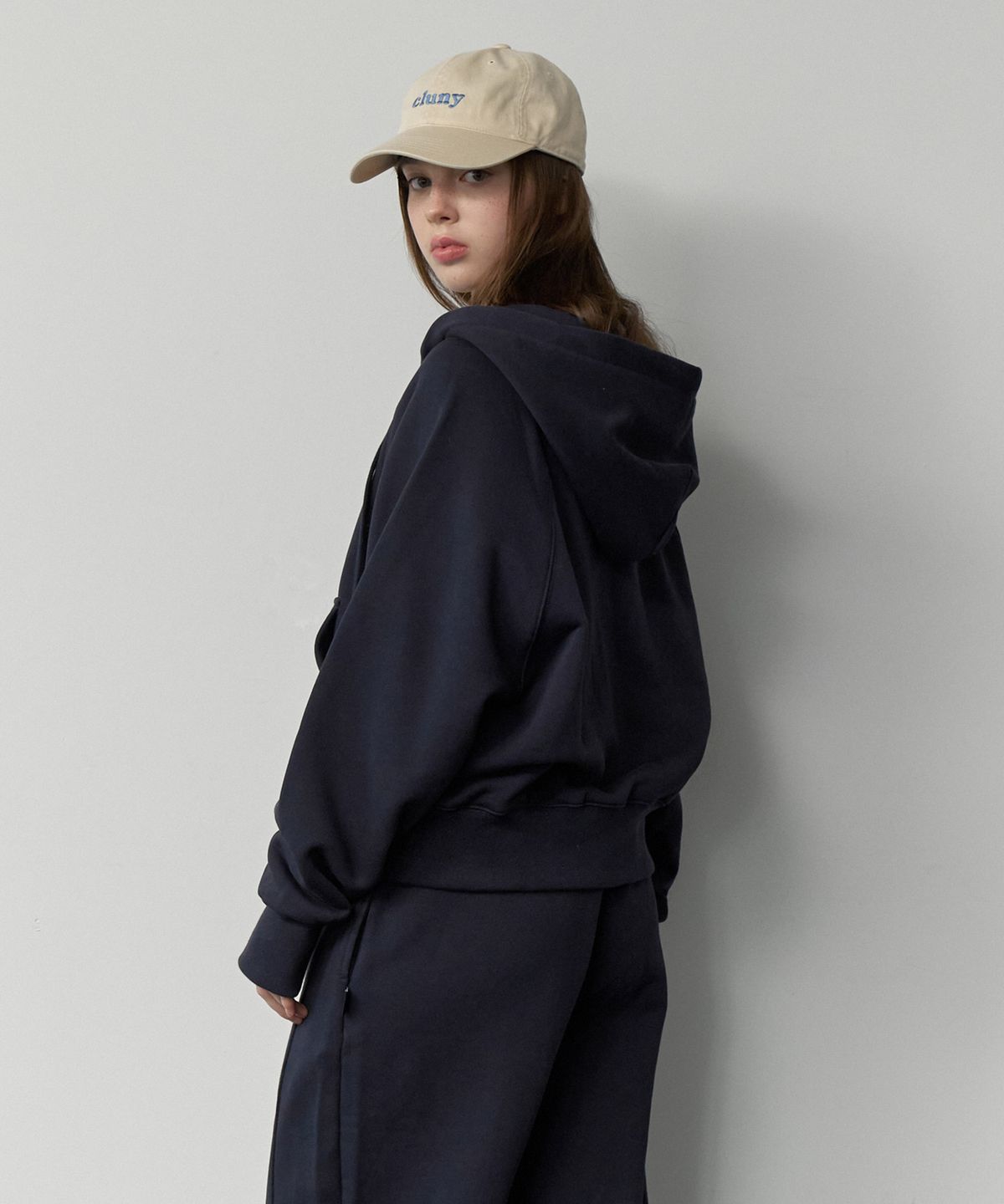 클루니(CLUNY) Sweat hoodie zipup cardigan - navy