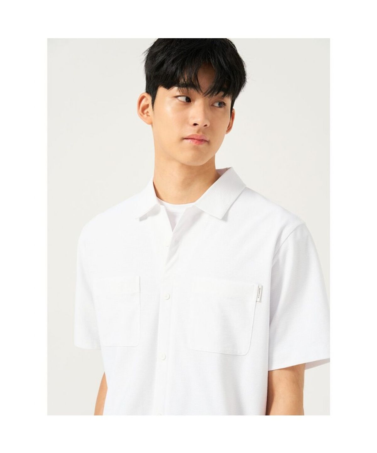 빈폴 멘(BEANPOLE MEN) 메쉬 포켓디테일 셔츠형 티셔츠  화이트