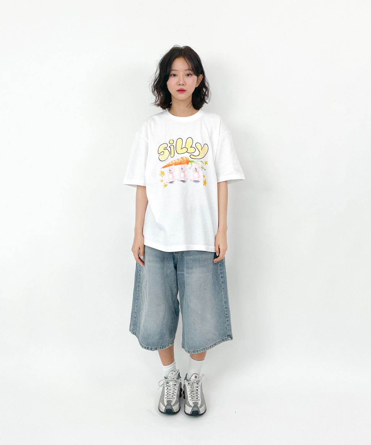티저트(TEESSERT) 실리 래빗  면 반소매 티셔츠 [WHITE]