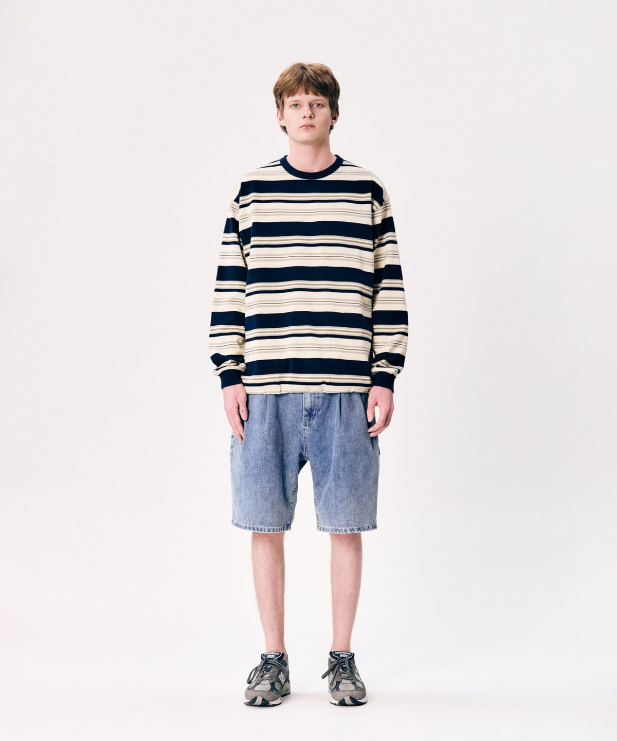 에스피오나지(ESPIONAGE) Lightweight Border Sweatshirt Navy